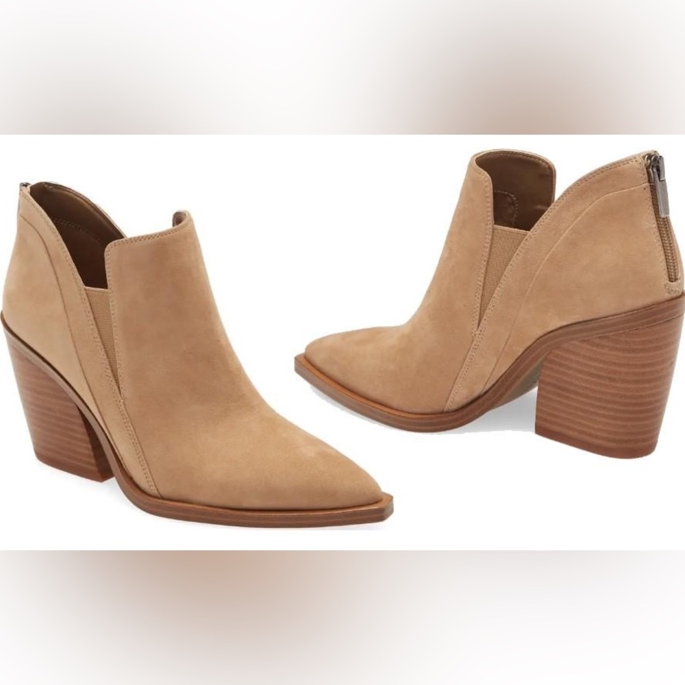 NWT Vince Camuto Gradina Block Heel Bootie in Tortilla Suede - Size 6.5